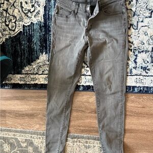 Levi's Women's Skinny Jeans in Gray